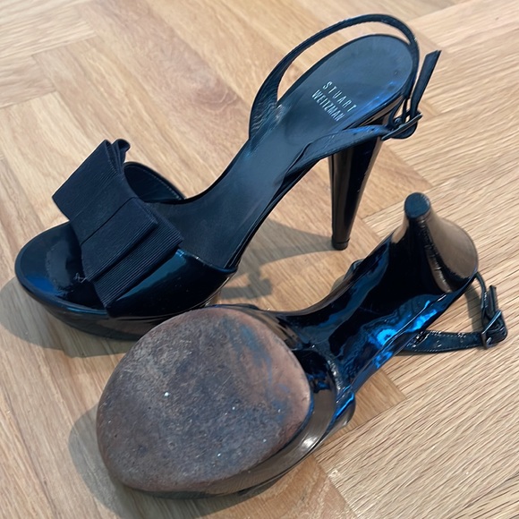 **SOLD** Stuart Weitzman 4.5” platform heel in satin black with fabric bow front - Picture 4 of 5